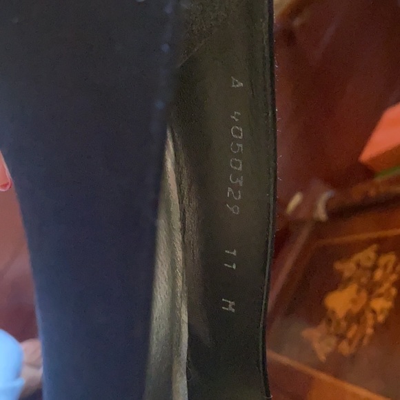 Stuart Weizman heels in excellent condition size11 - Picture 5 of 6